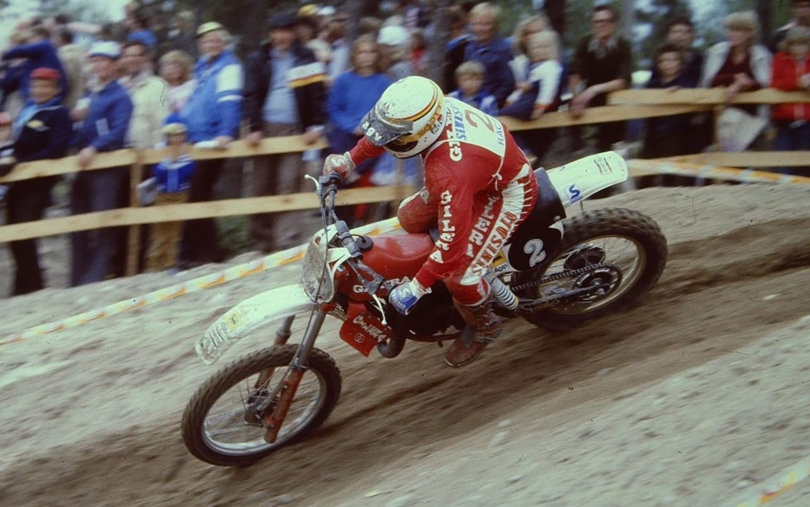 Rahier kilpaili motocrossin MM tasolla vuosina 1967 -1983