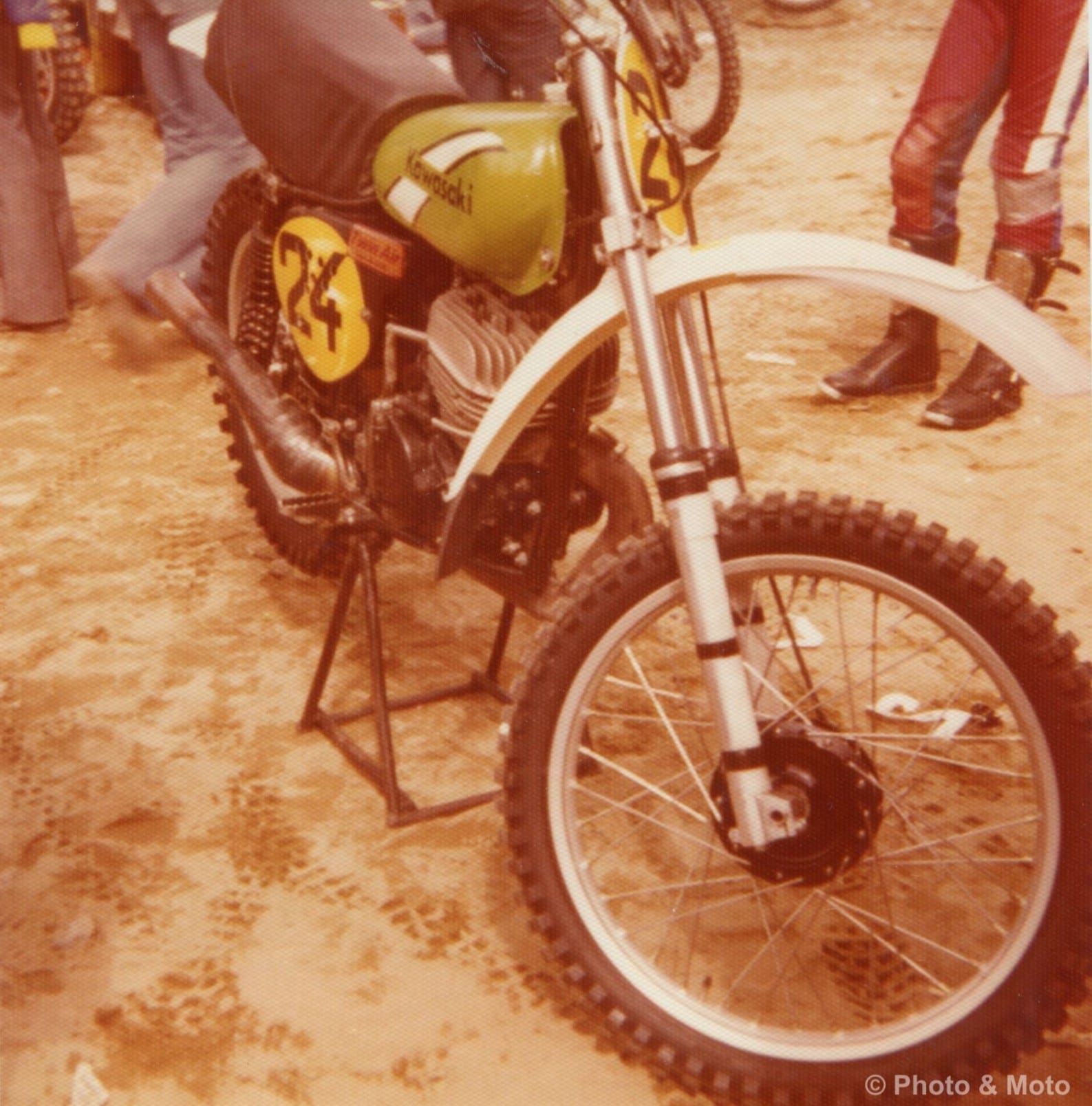Factory Kawaski 500 - Ruskesanta GP 1975